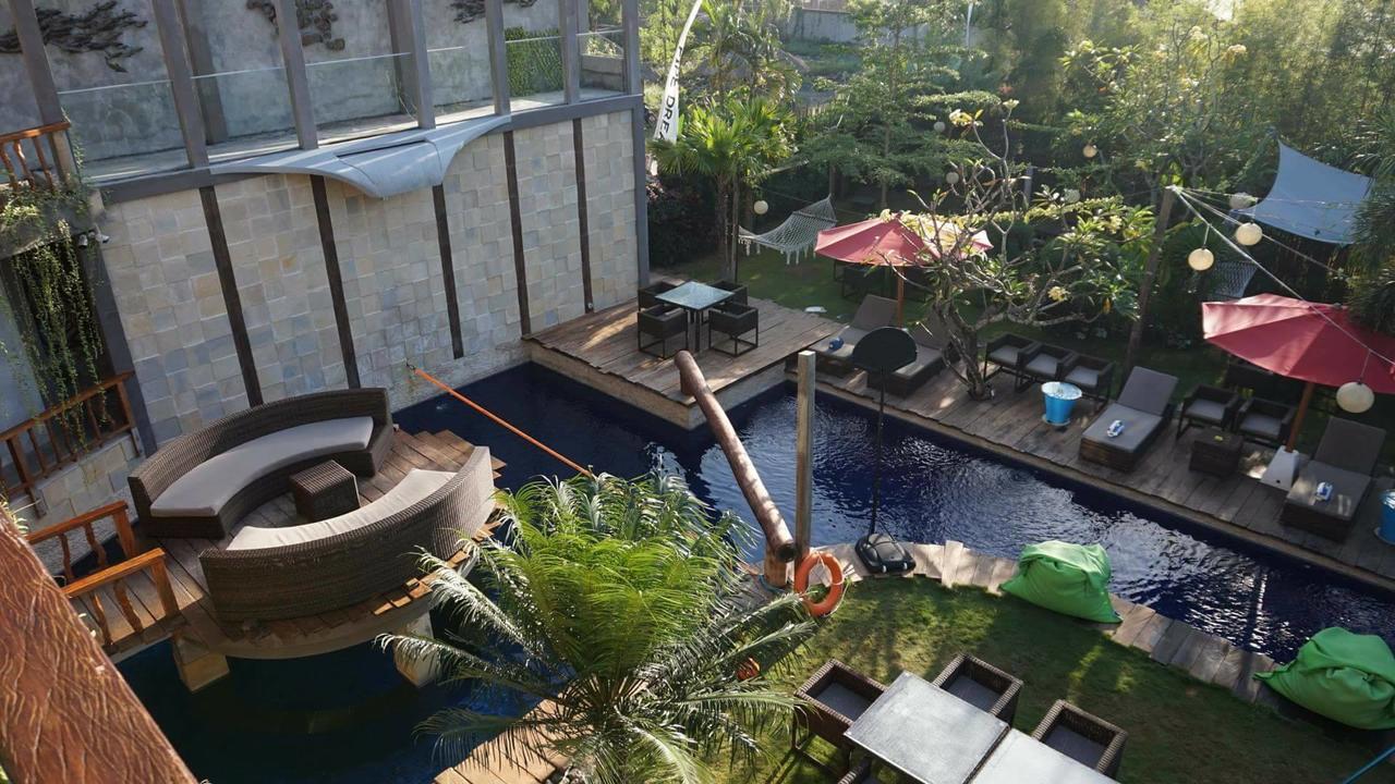Pipe Dream Villas Resort Kuta  Exterior photo